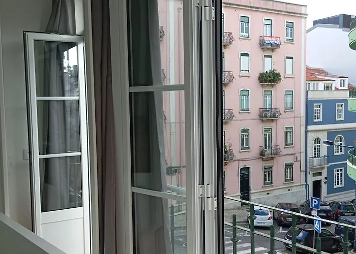 Apartamento Bernardim Ribeiro - 1ª Andar 民宿 Lisboa